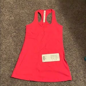 Lululemon pink racerback tank top size 4